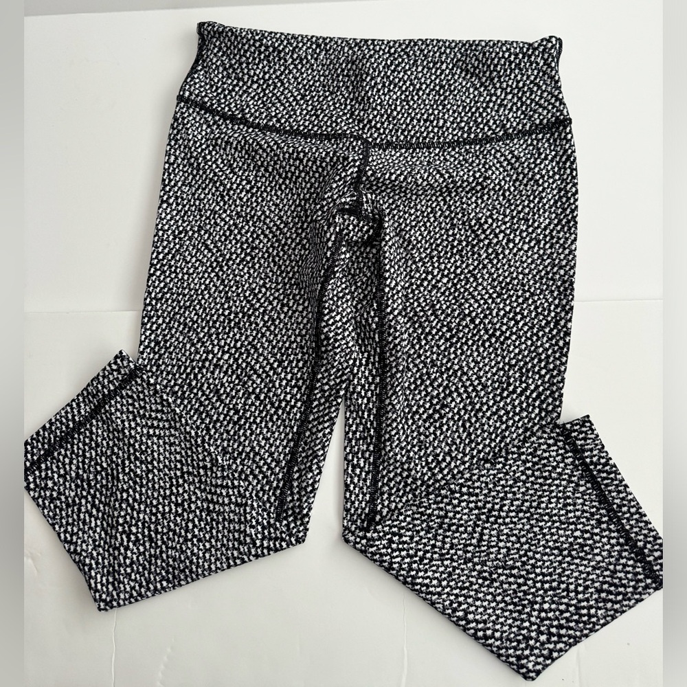 Lululemon Crop Active Pant size 8